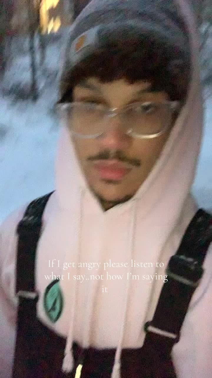 @Tay