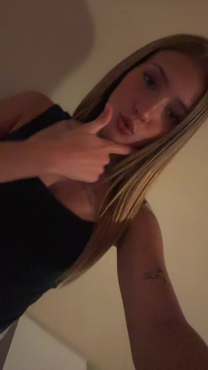 @𝑀𝒾𝒶𝒶👸🏼💋