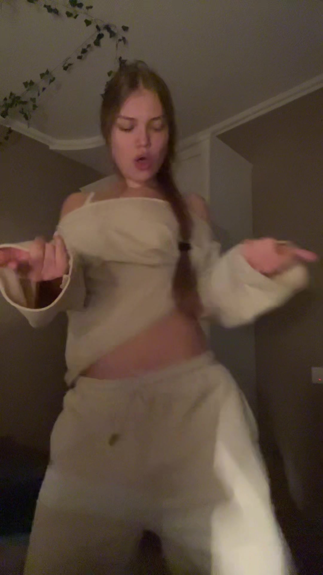 @lolshy777
