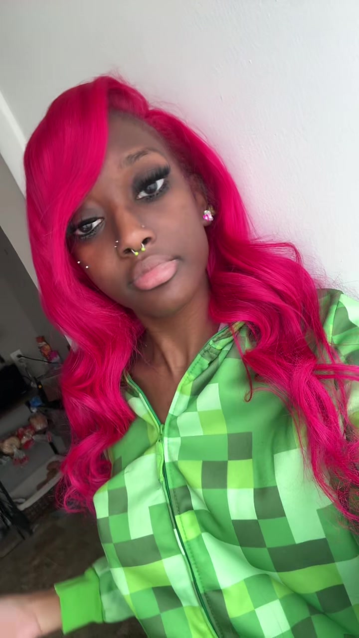 @misslaylaraye