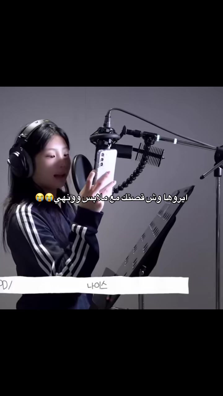 @&omega;