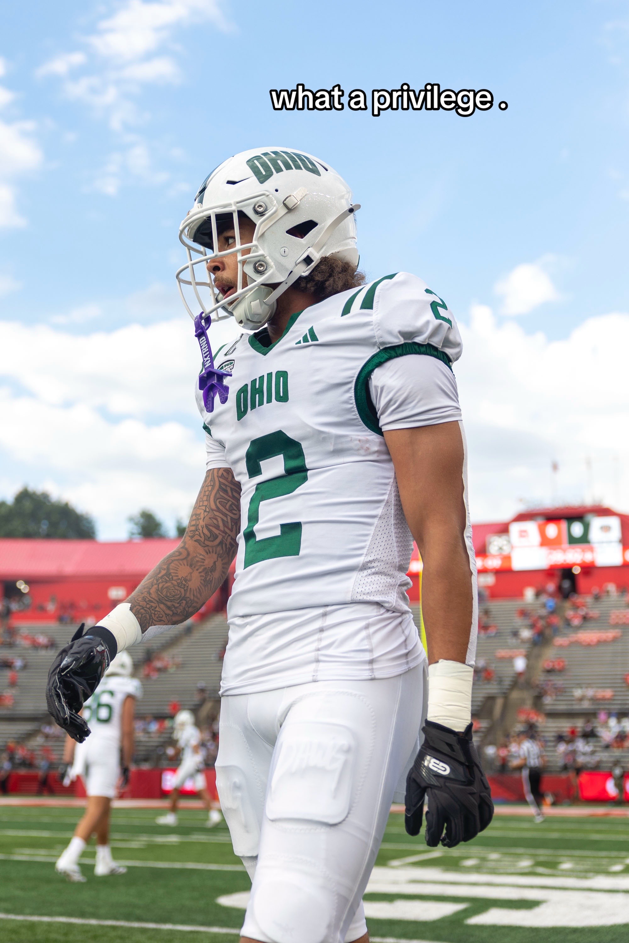 @moneyon2