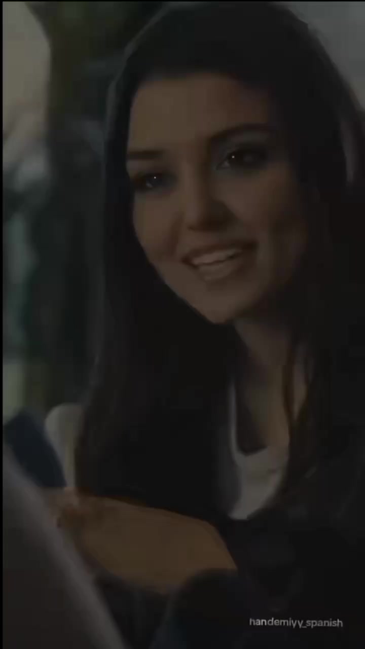 @♥️HANDE ERCAL 💕
