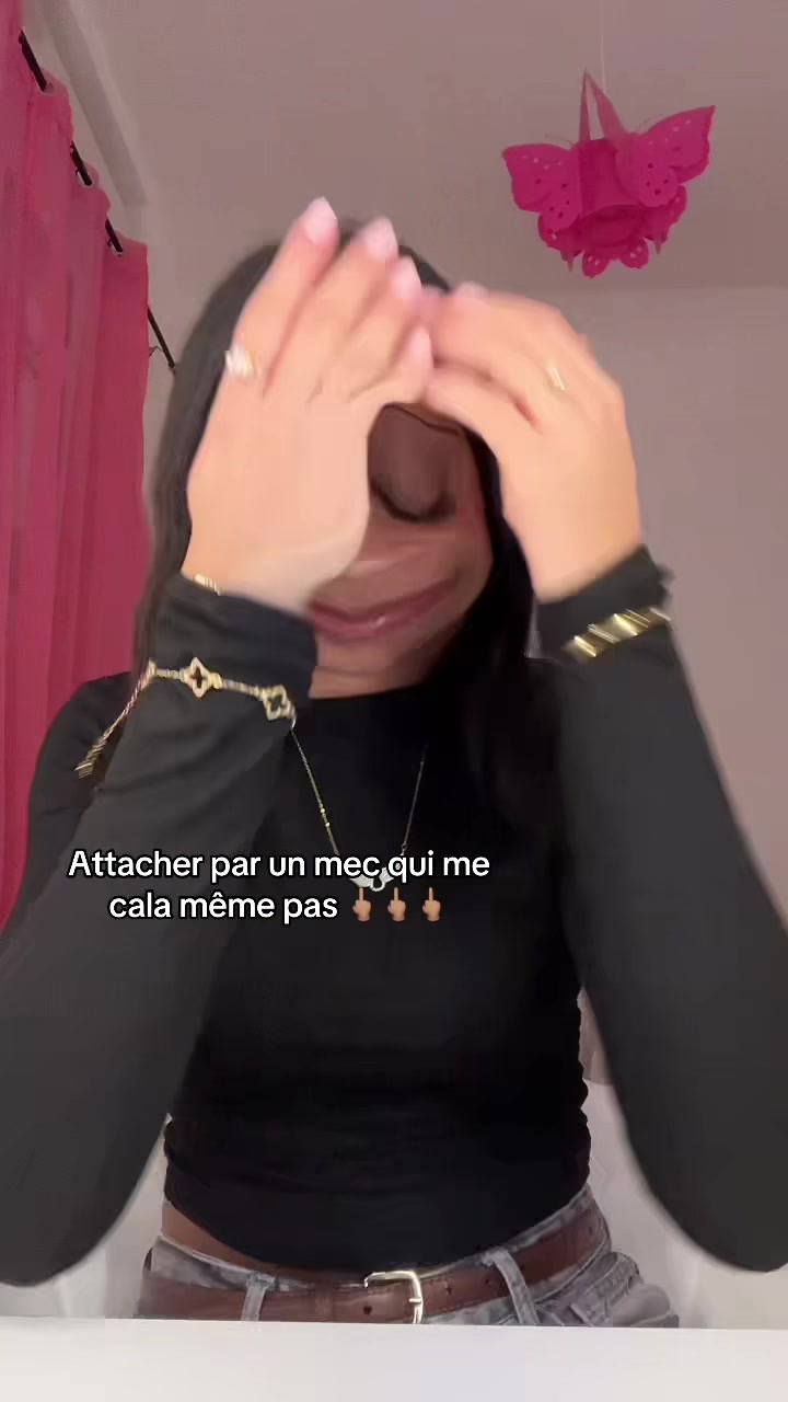 @🦦✨