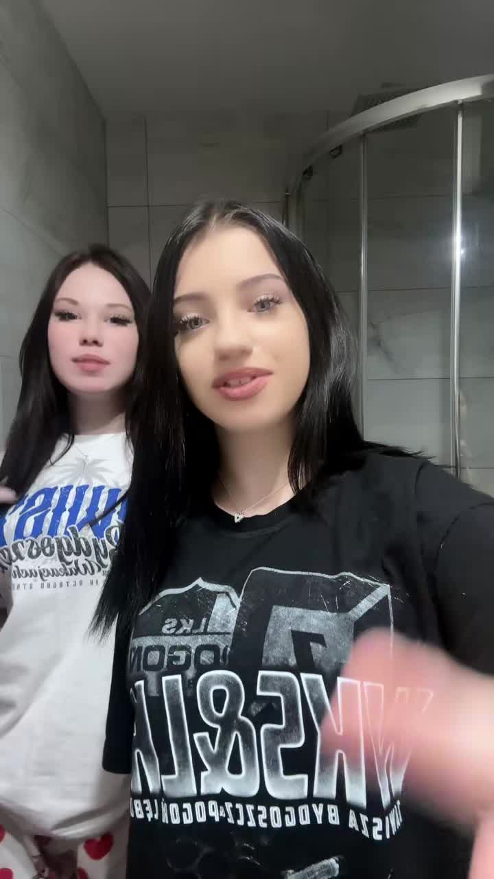 @🐍