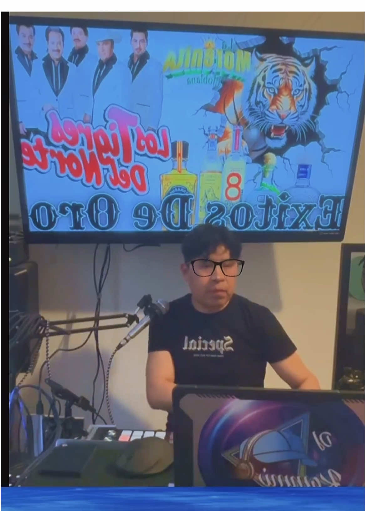 @Camilo Tambriz ( DJ-KAMMI )