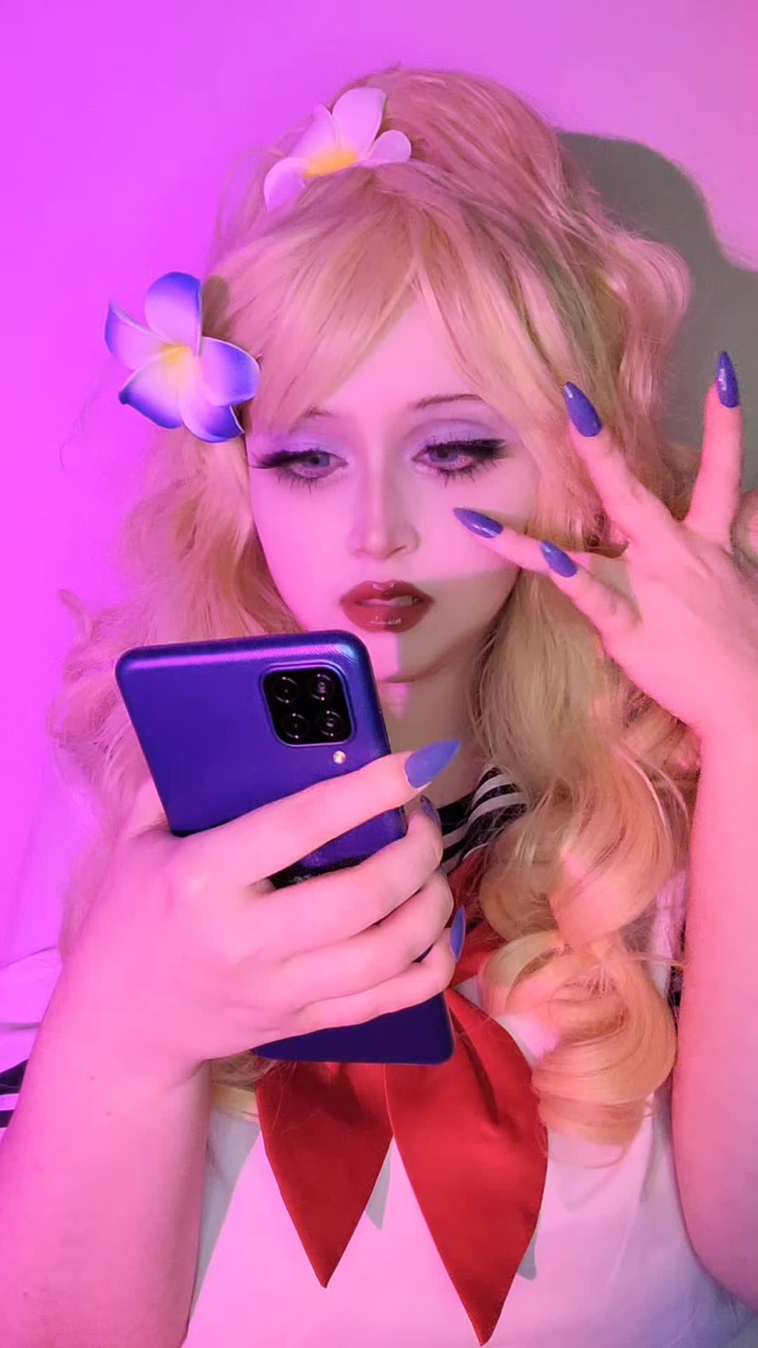 @Toni Bee