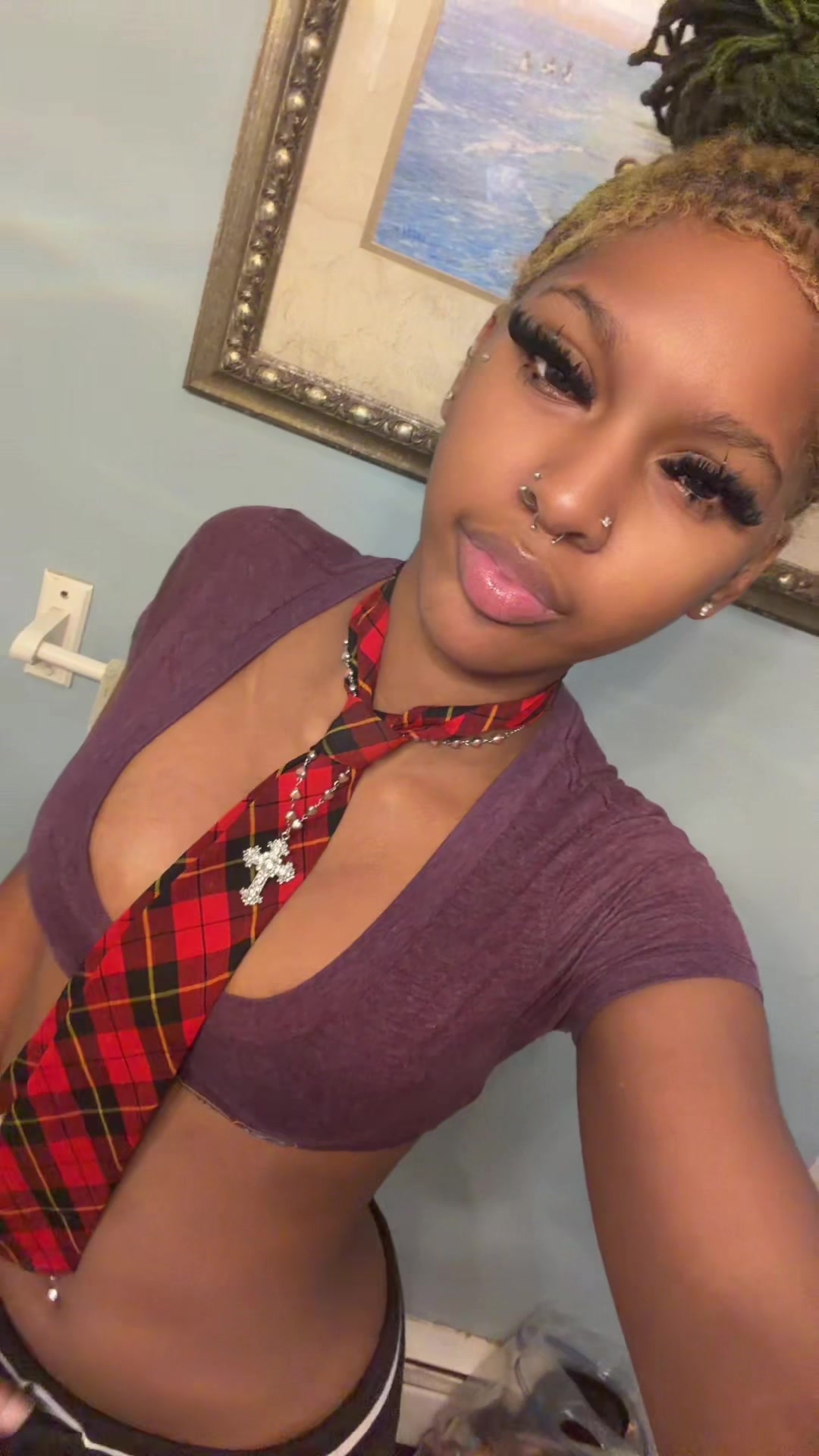 @￶