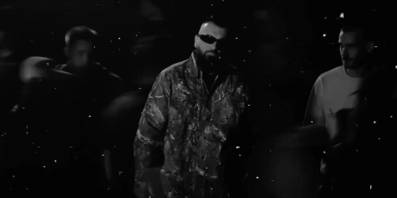 @🖤