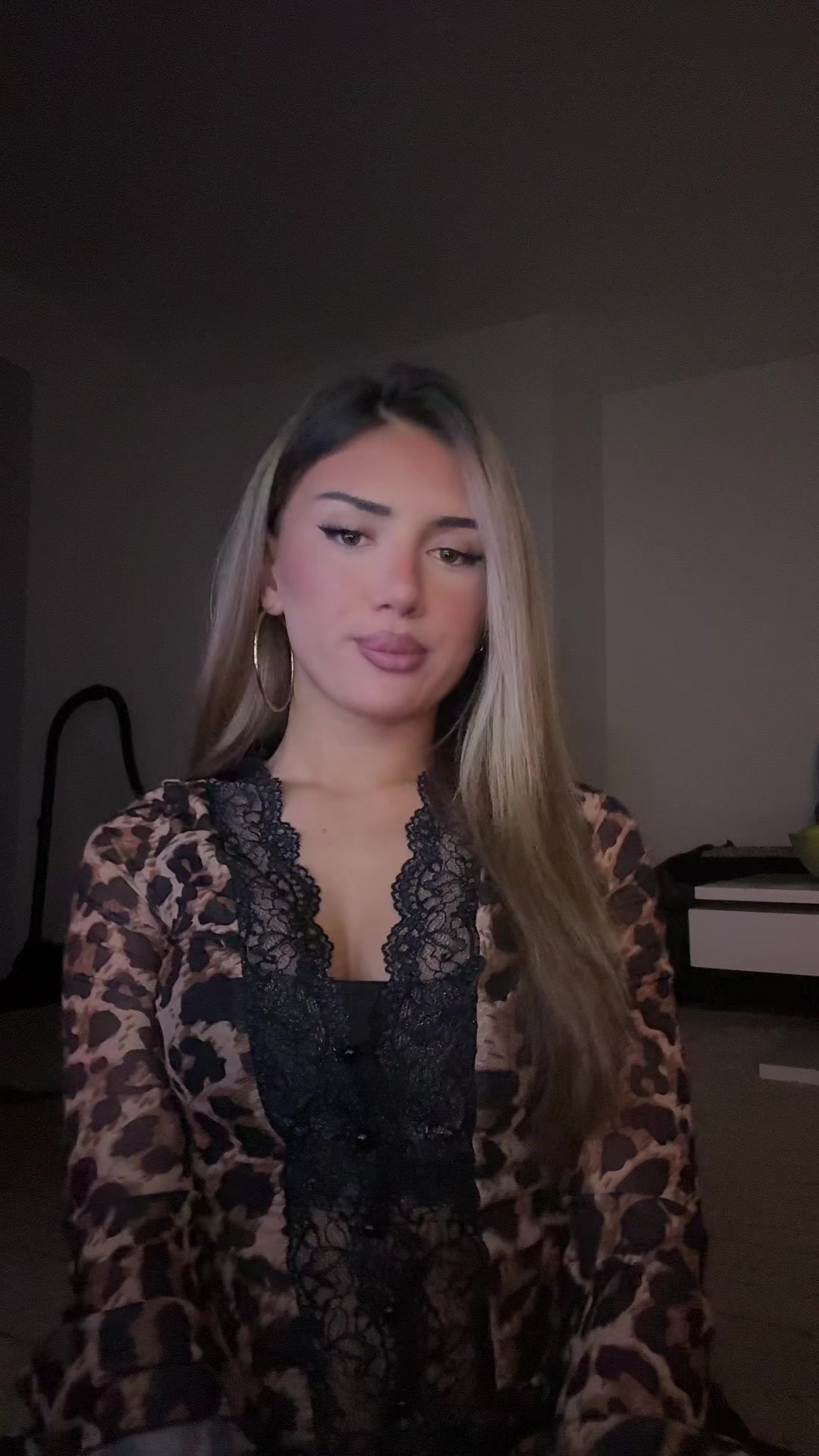 @Anesa