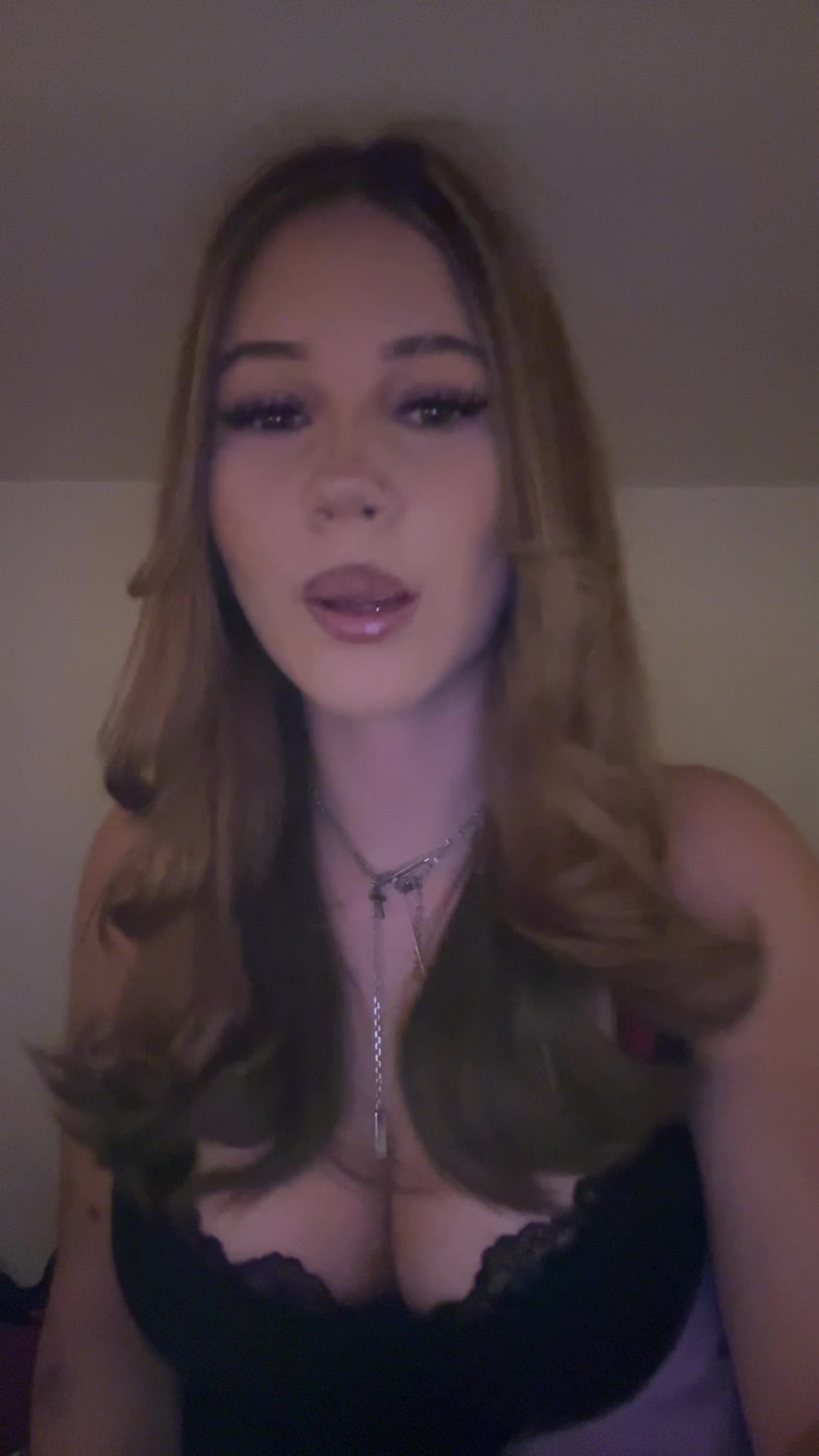 @Emyy