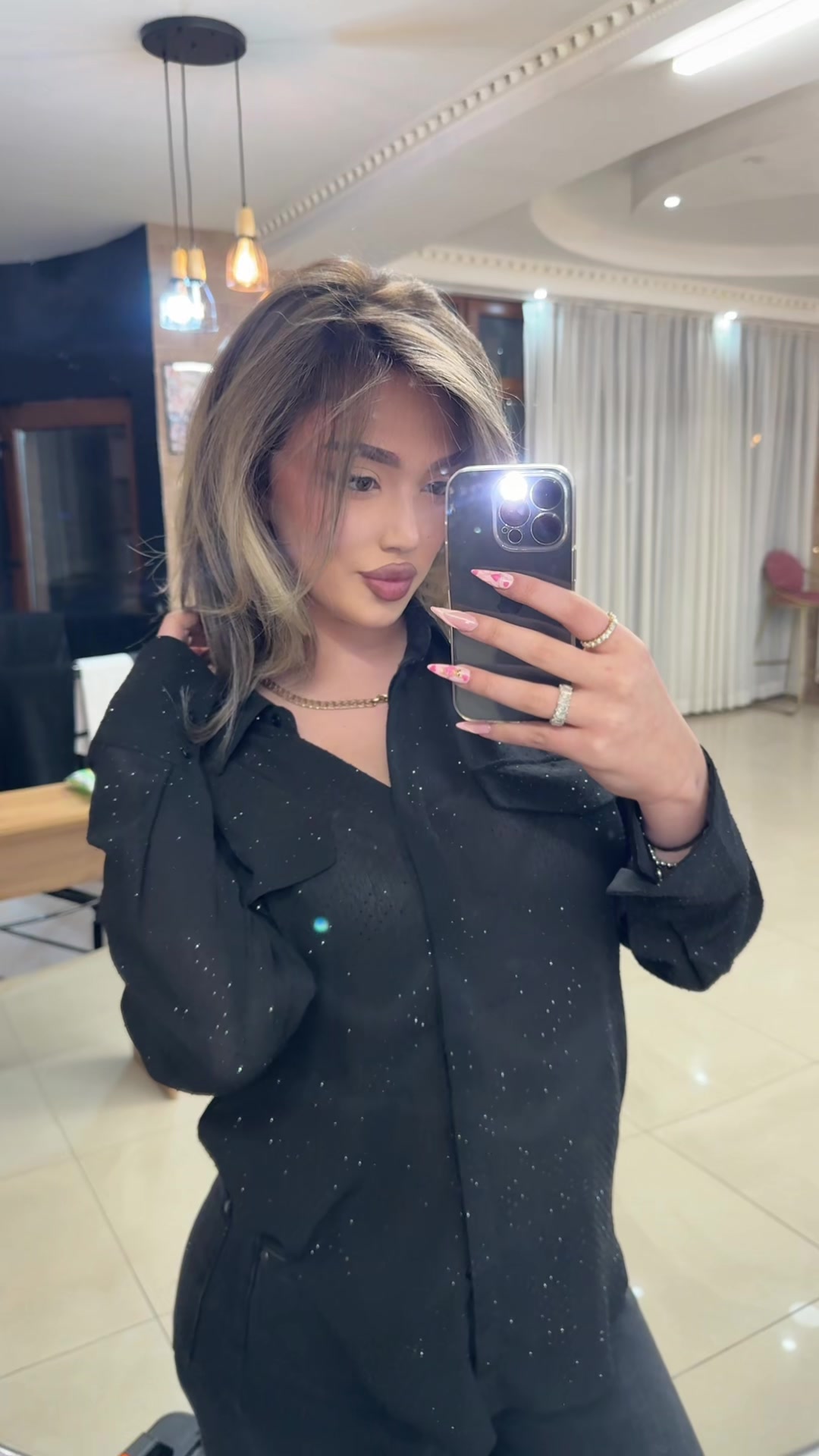 @Hana