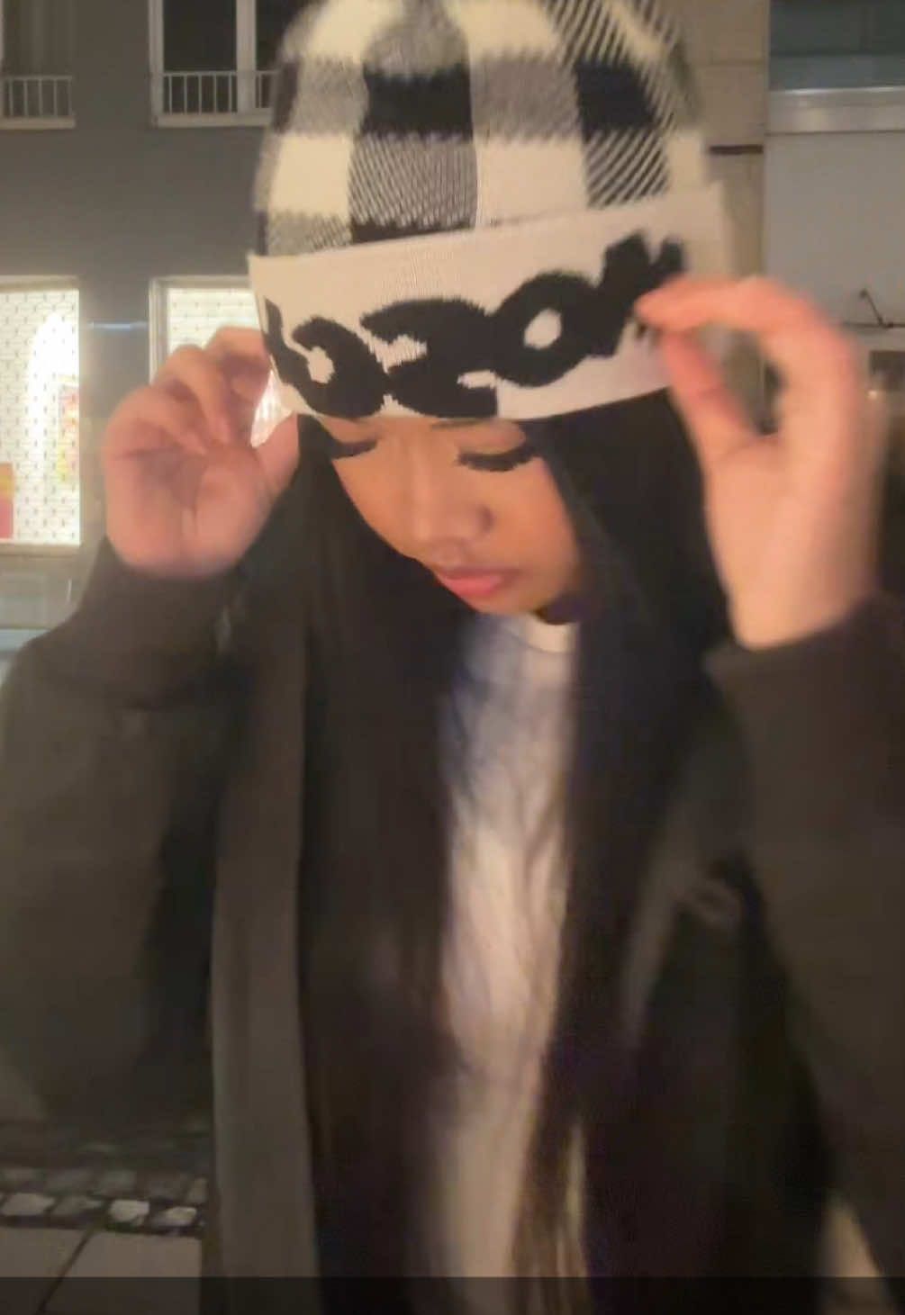 @𝒩𝒶𝓎𝓁𝒶