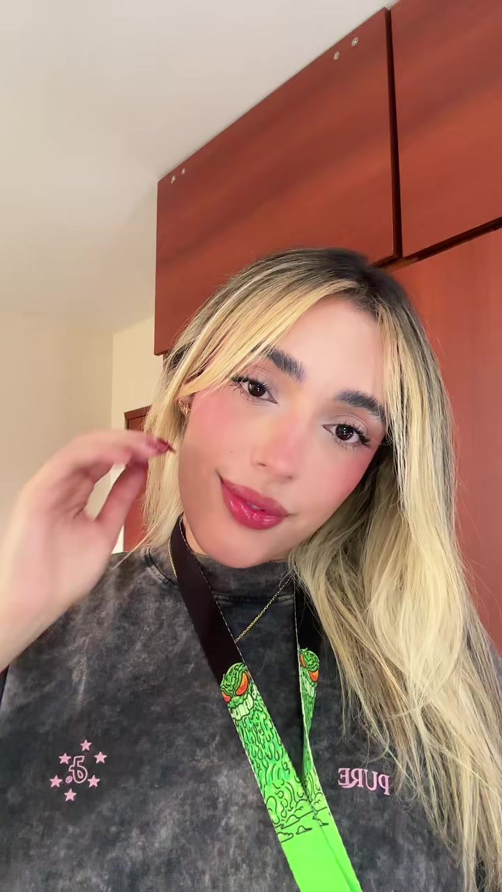 @Isagutt