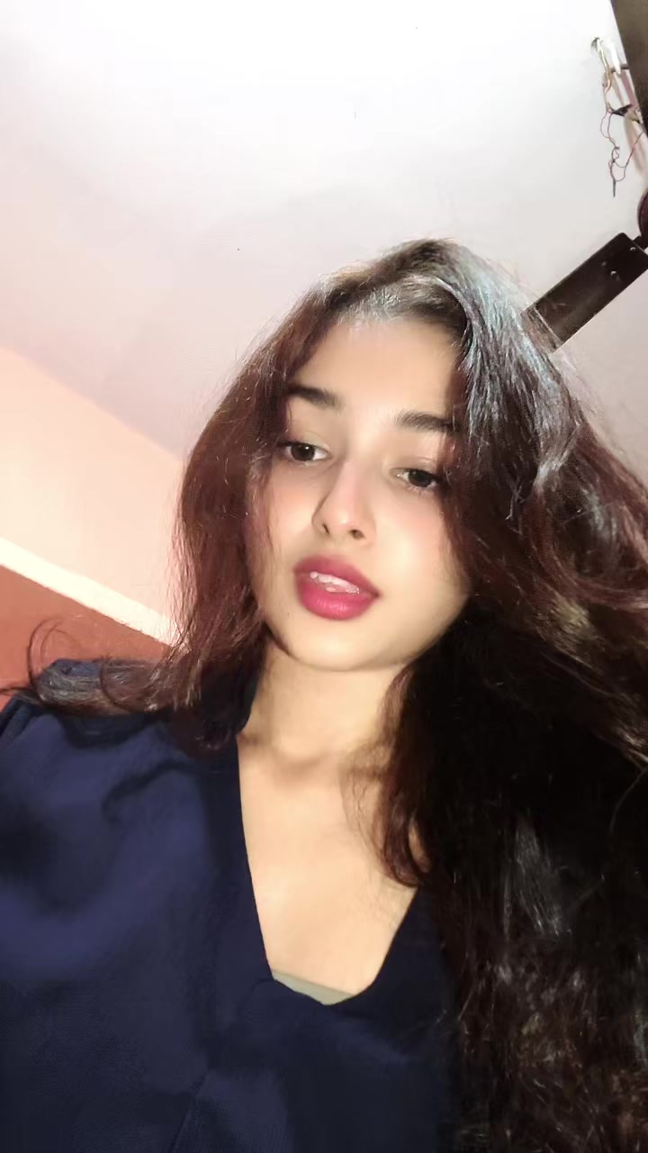 @Anu_sha🕸️