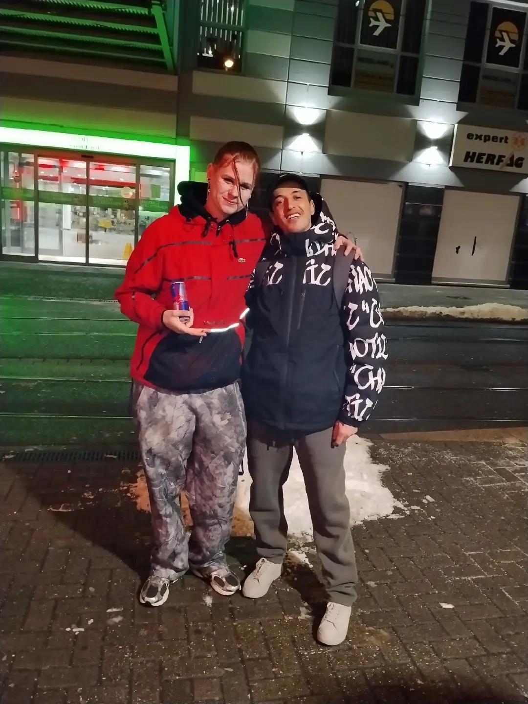 @Qasim 🇩🇪