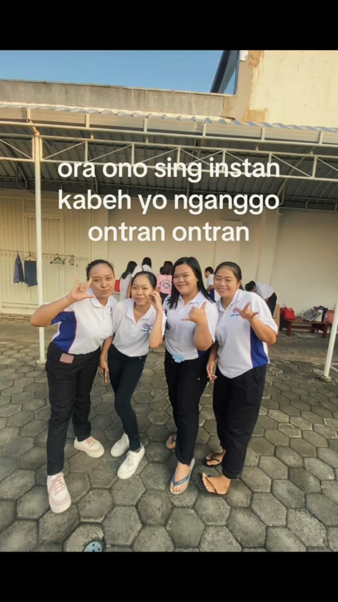 @Zoee