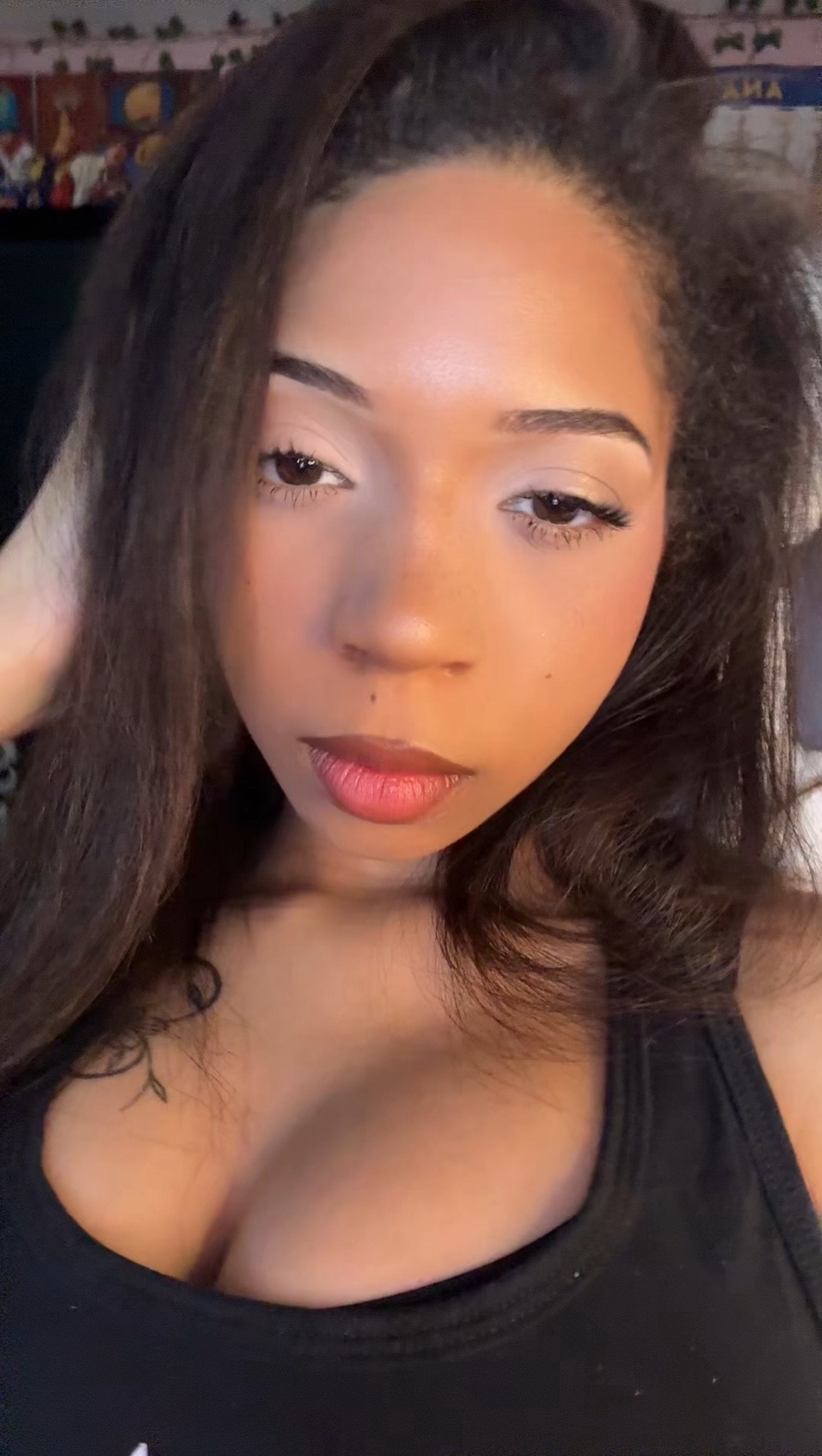 @️