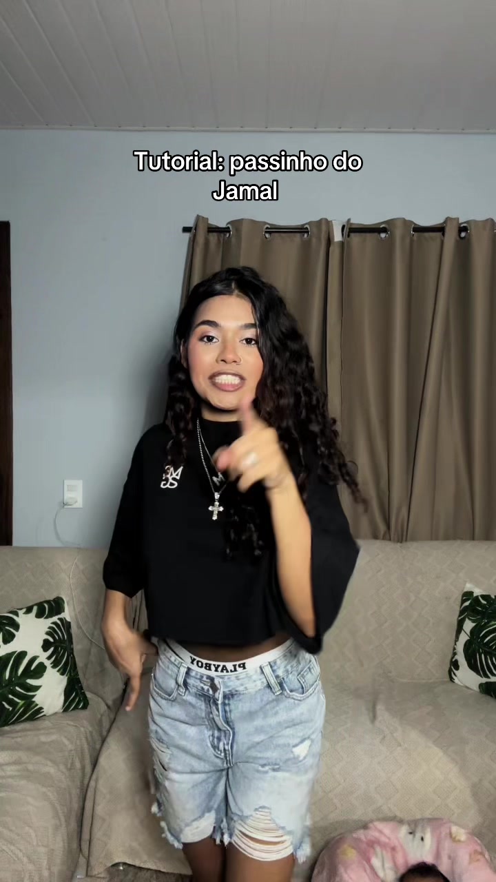 @Val&eacute;ria Stefani 🧸