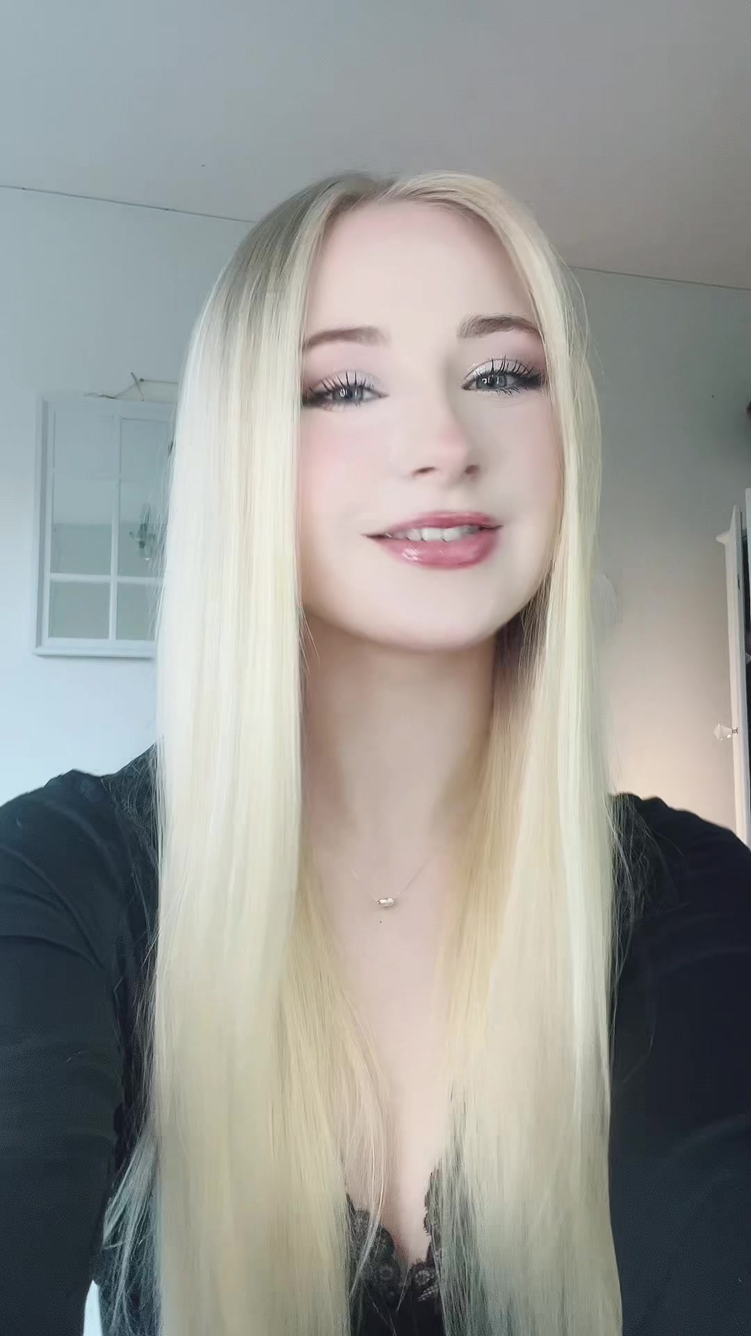 @Annabel Hughes 🌸🤍(mgmtbex)