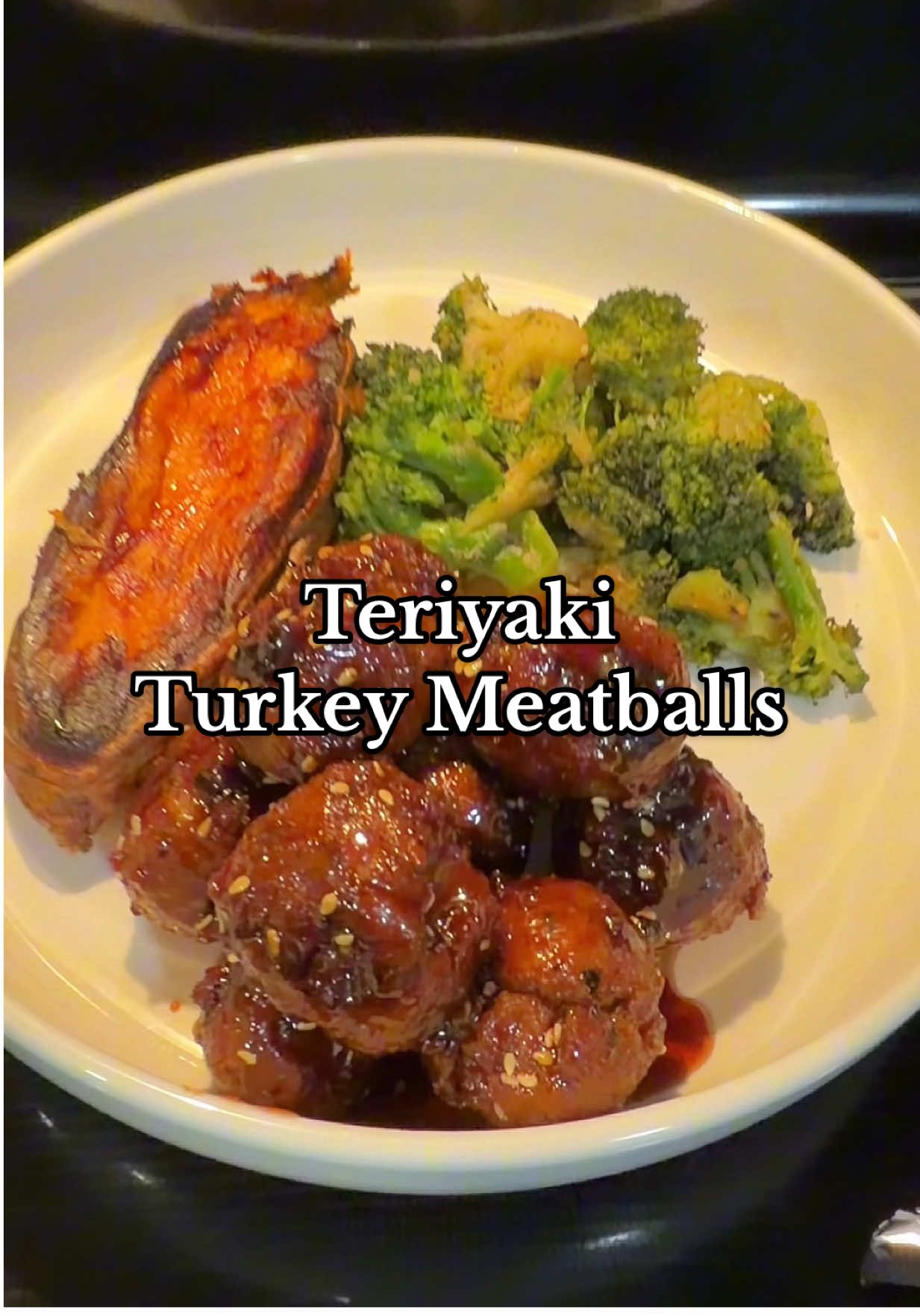 @Halle B