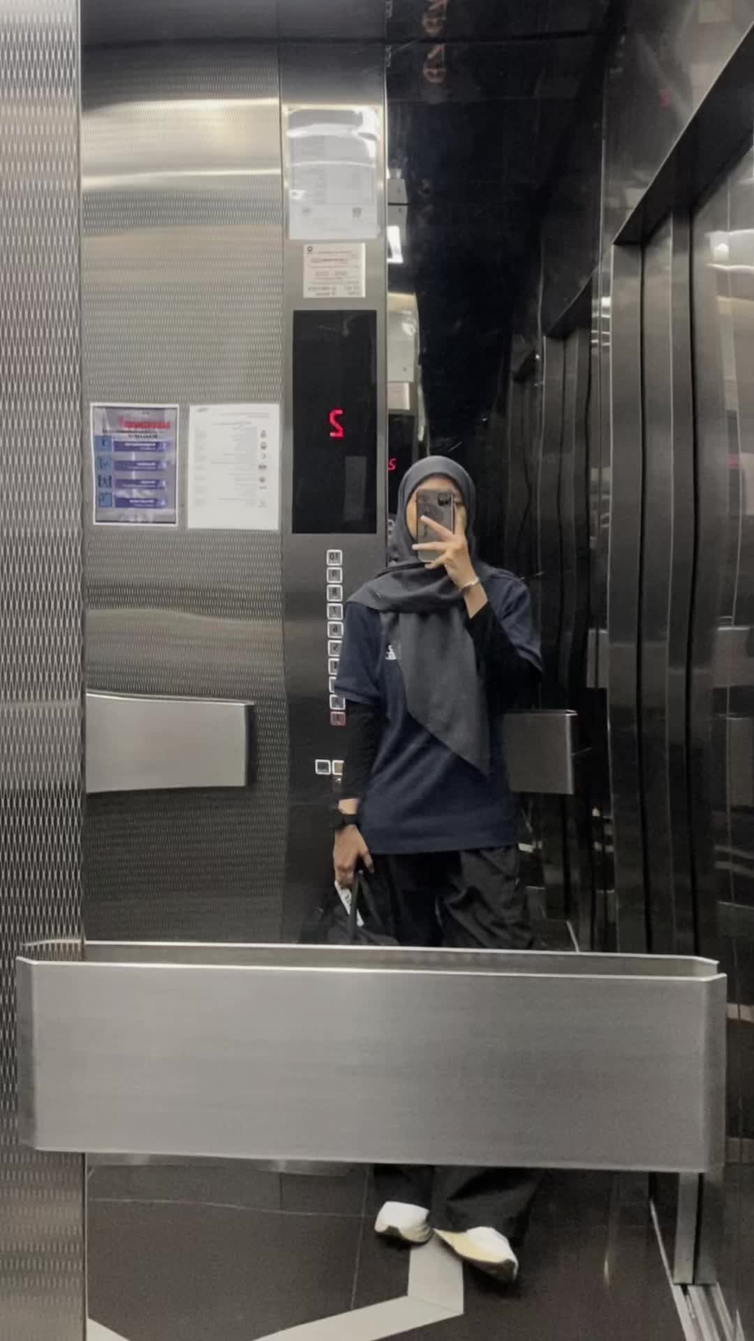 @zawiraaa