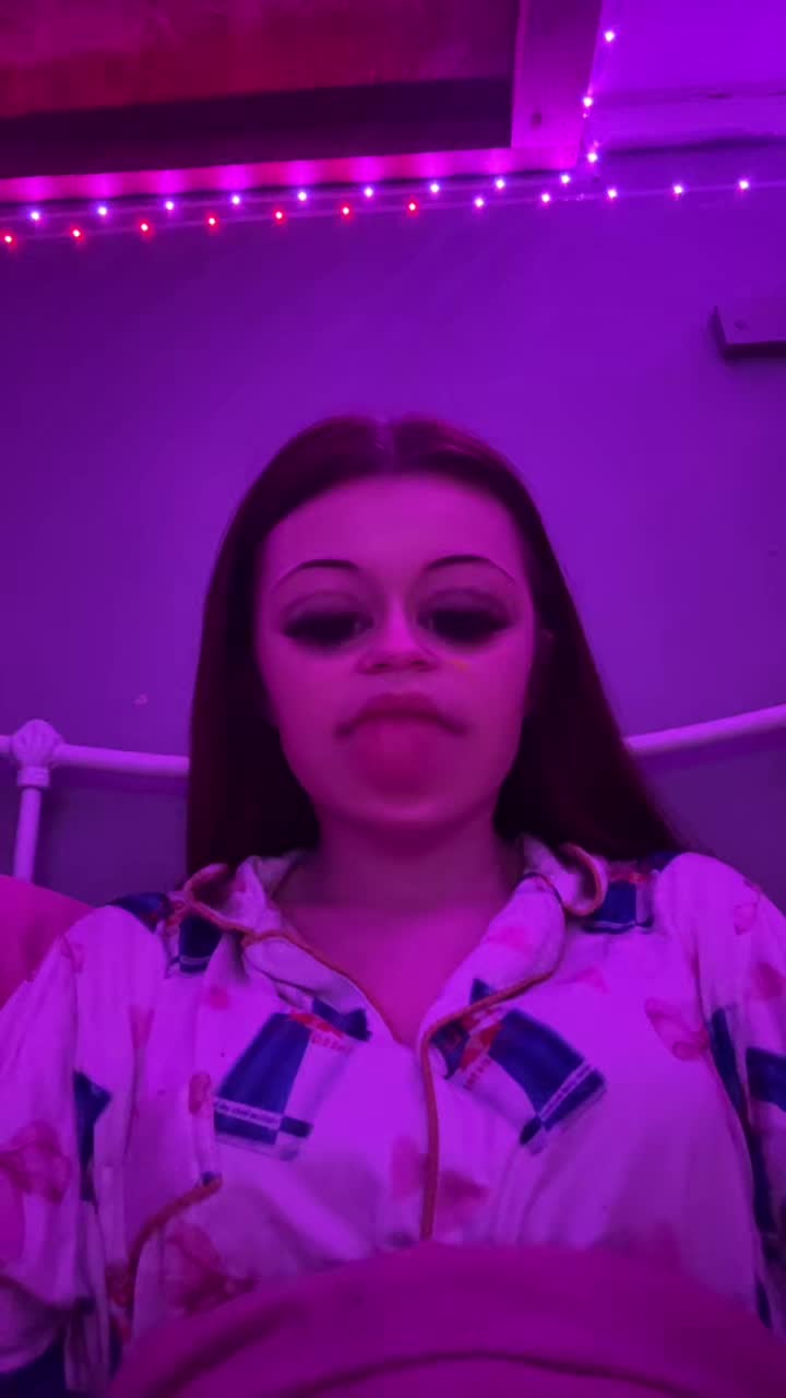 @𝐩𝐡𝐞𝐛𝐞𝐬.𝐬𝐩𝐚𝐦..