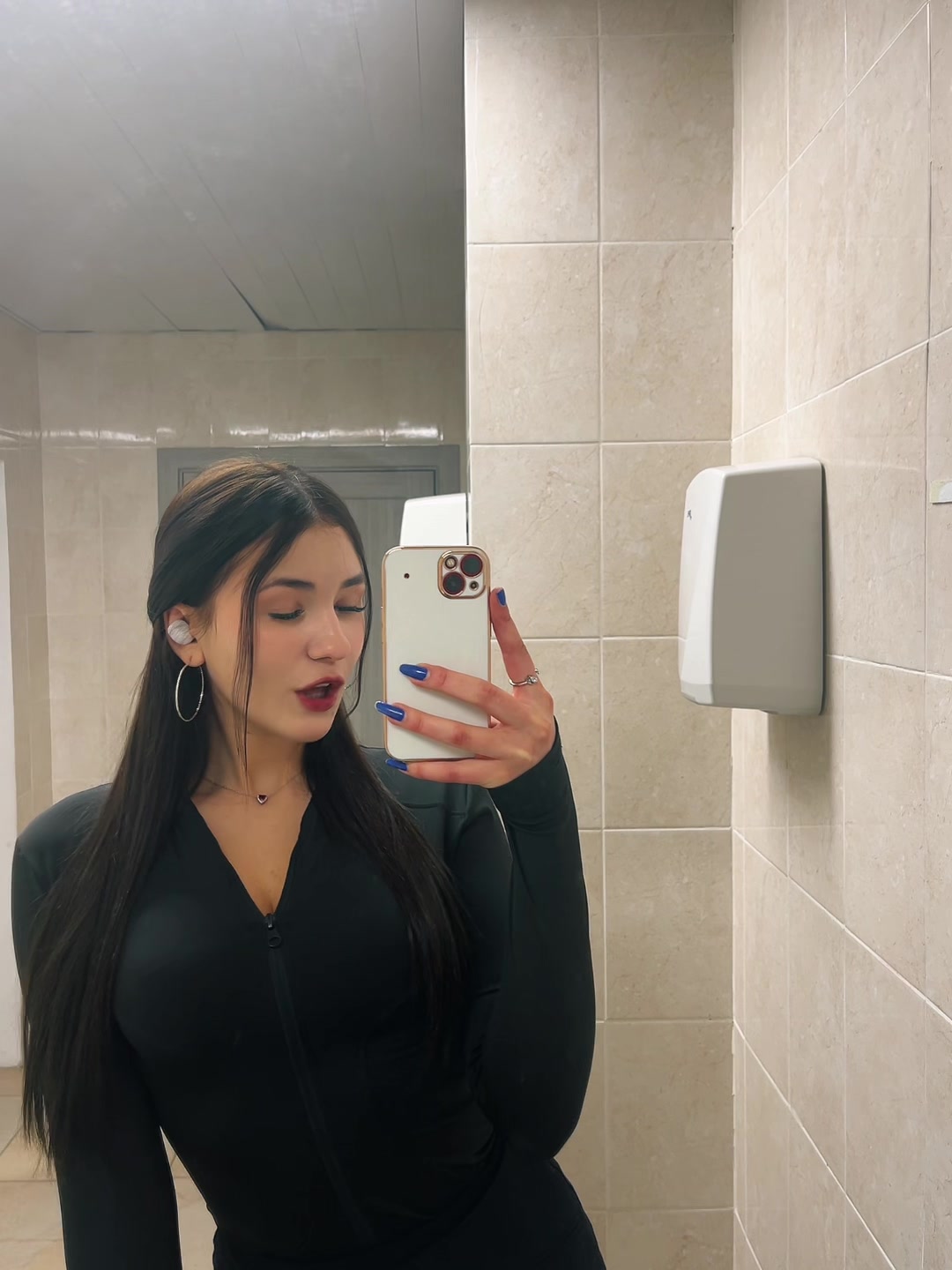 @lisik🫦