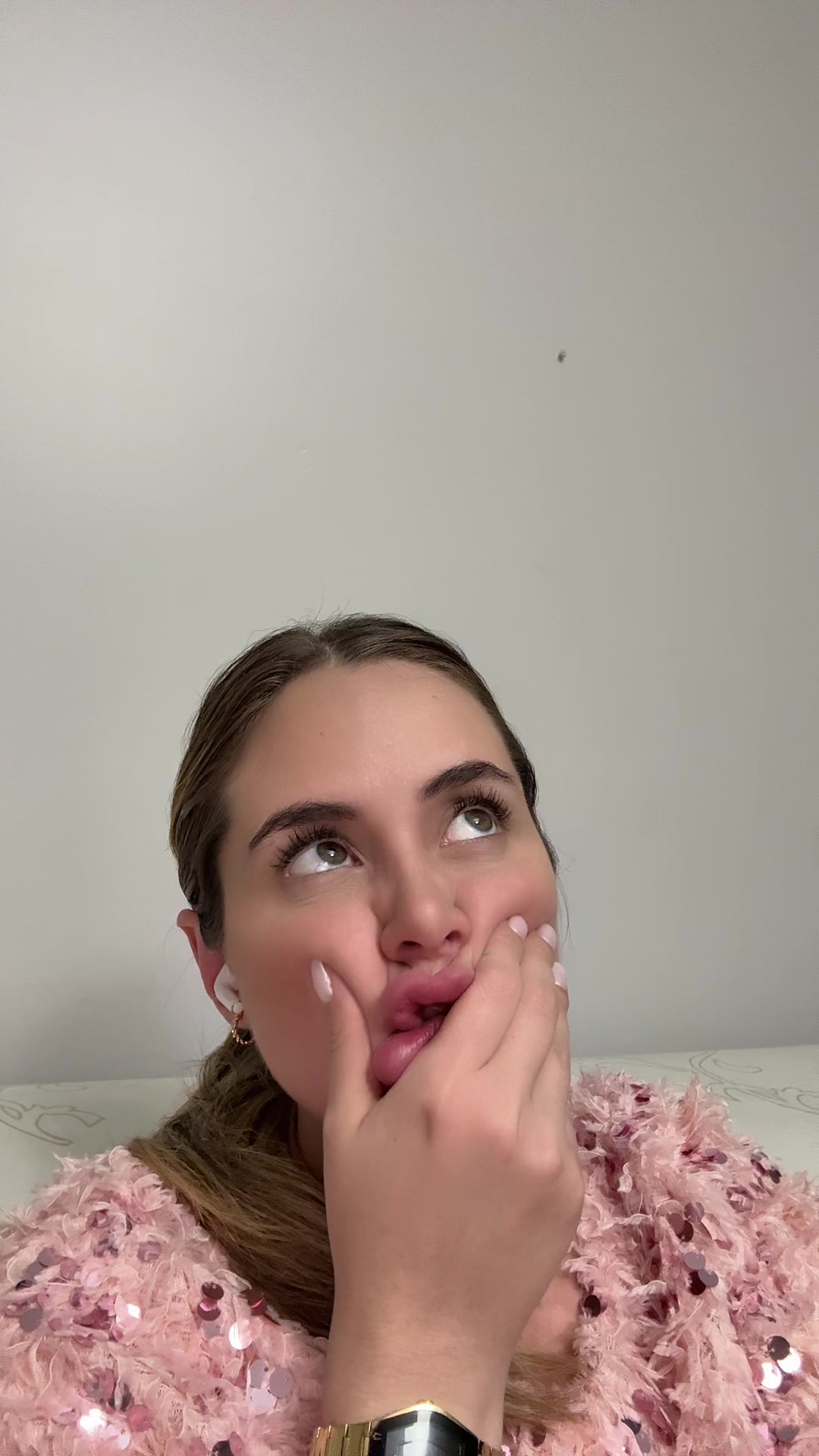 @PauletteGregor