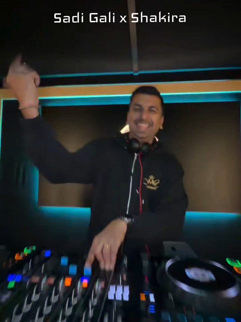 @DJ DEE MKR