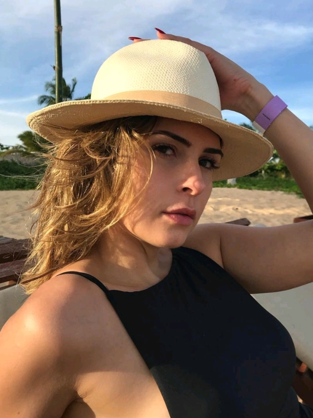 @ℒ᥆𝗊ᥙіᥒһᥲ ' ⚢.