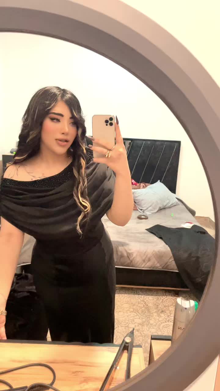 @mobinasharifi