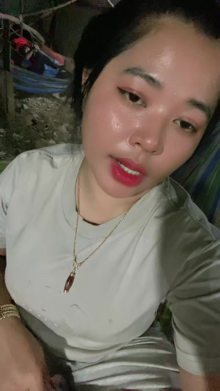@អារ័ត្ន ក្មេងឌឺ