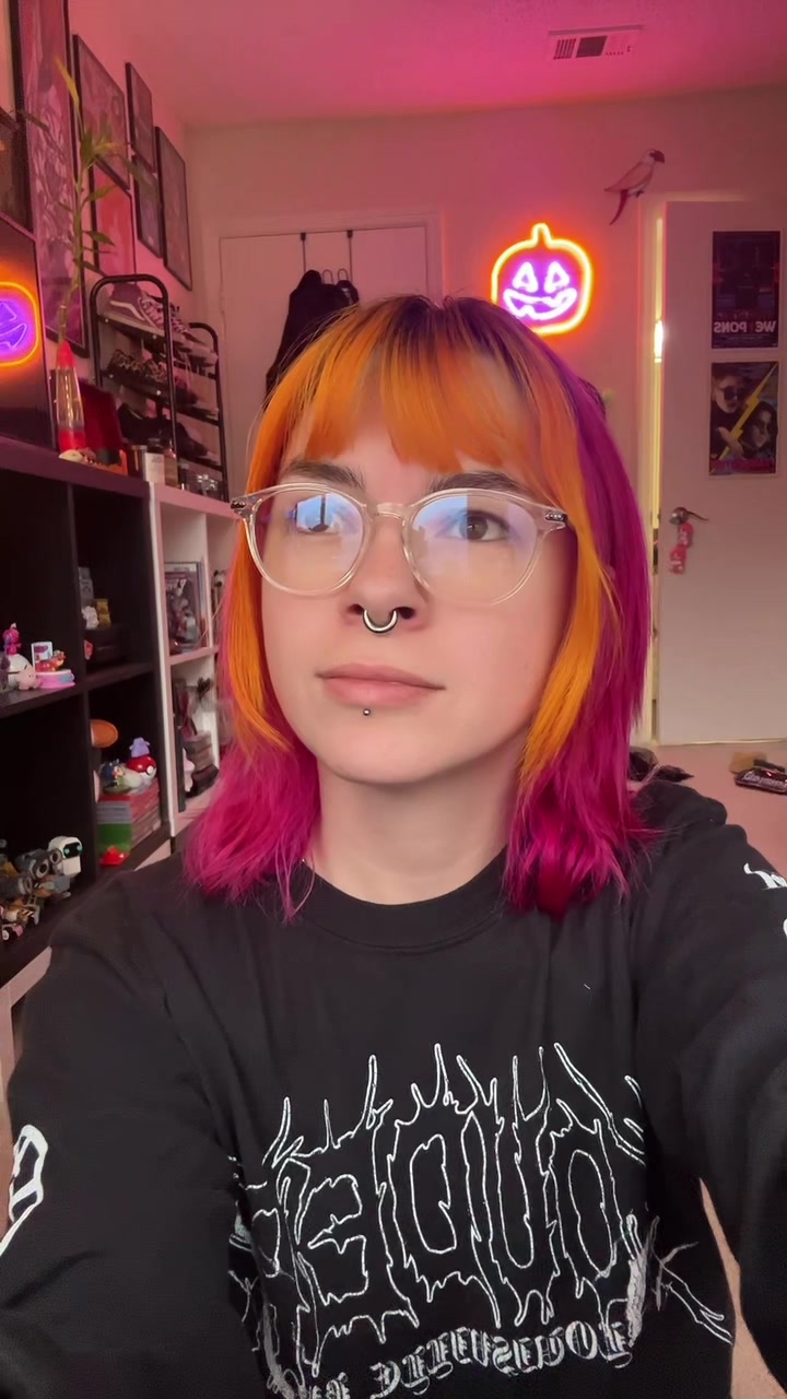 @𝕯𝖆𝖓𝖎 ♡
