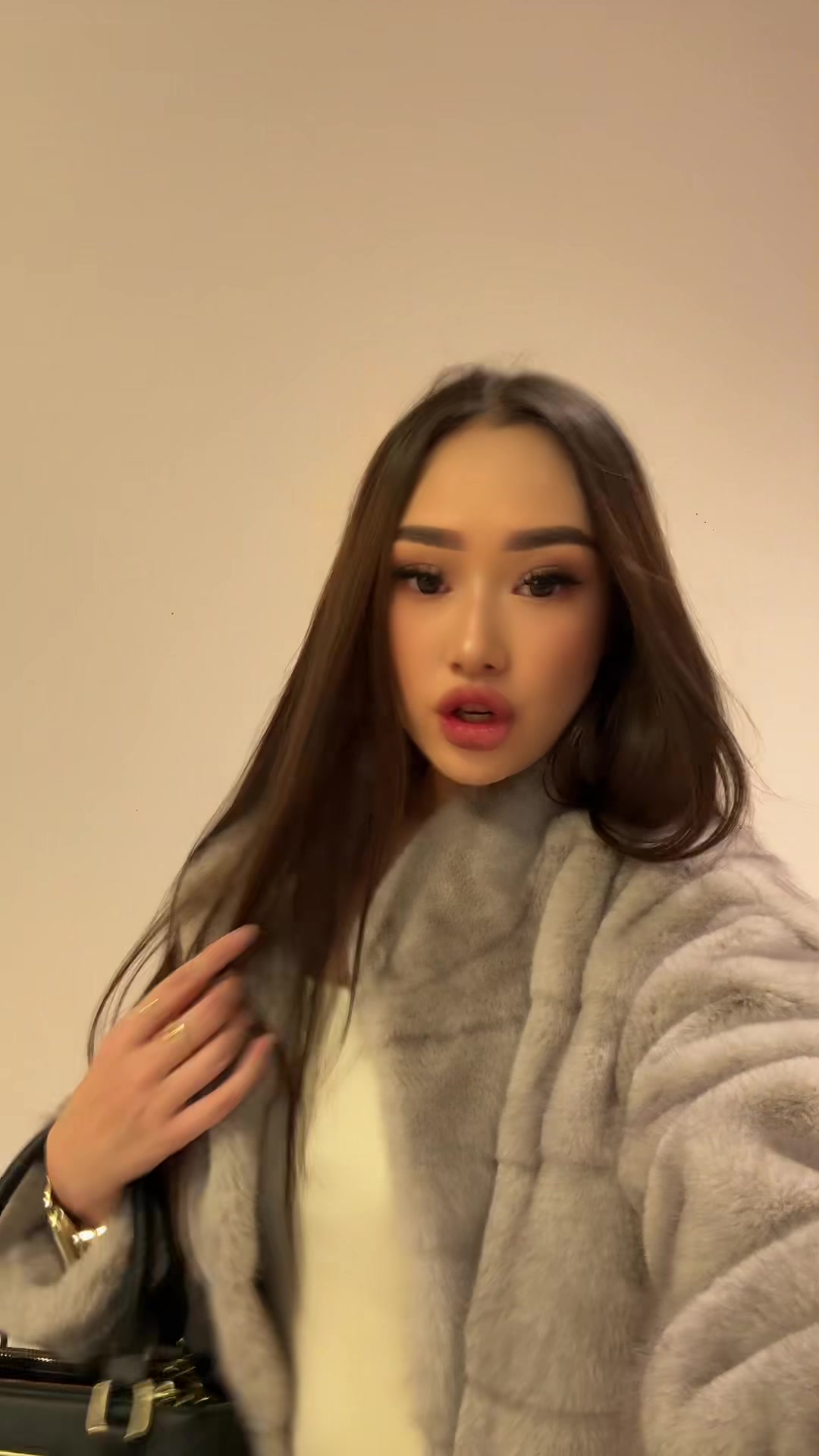 @_ayaposhkaa
