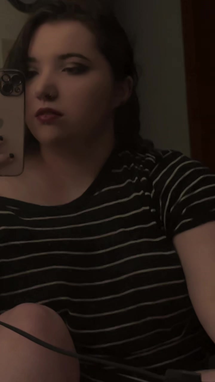 @🖤✨Mari✨🖤