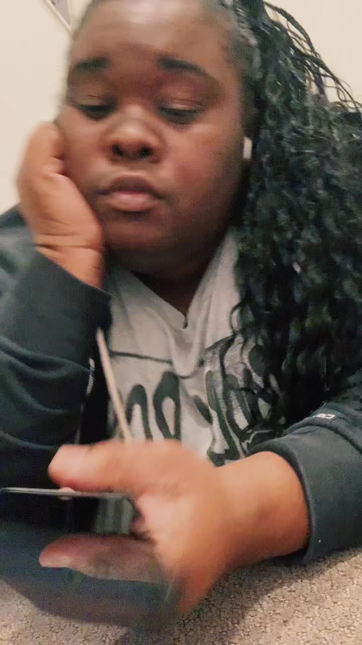 @Lola_kashton