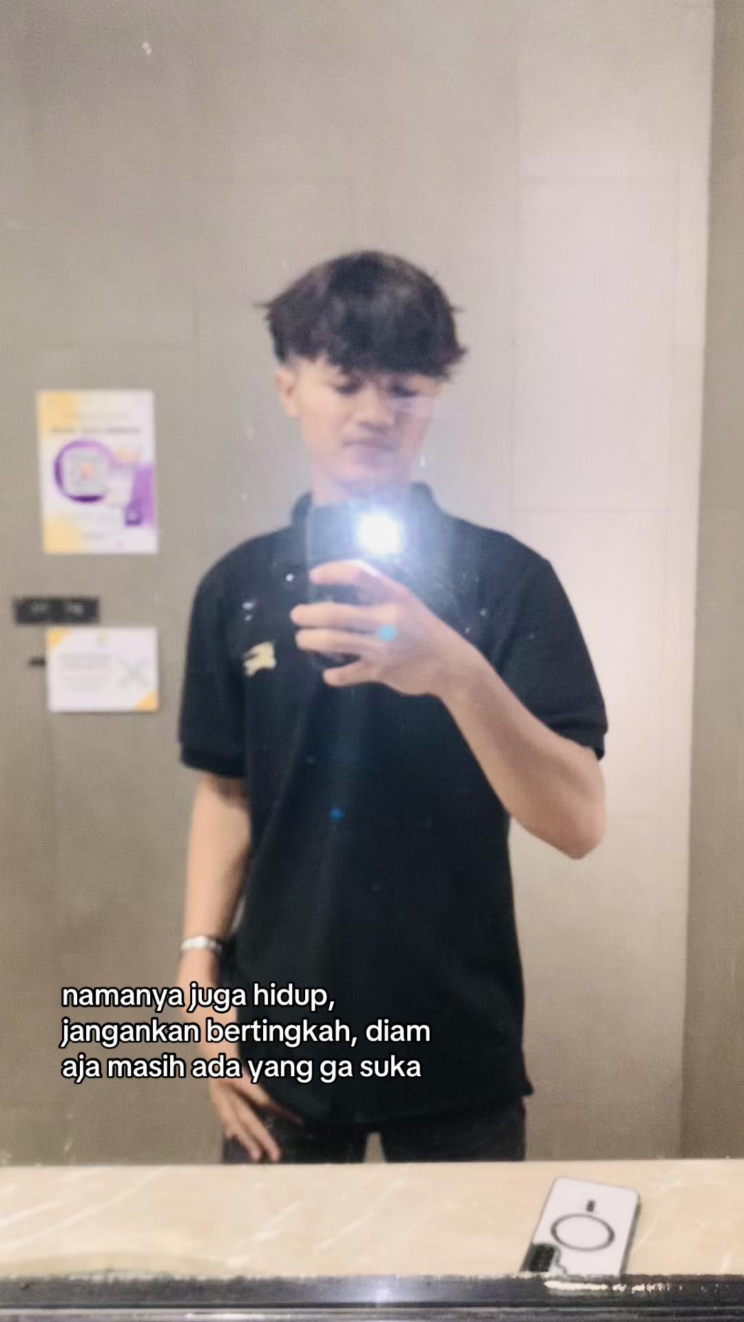 @𝑽𝒂𝒏𝒏𝒏𝒏