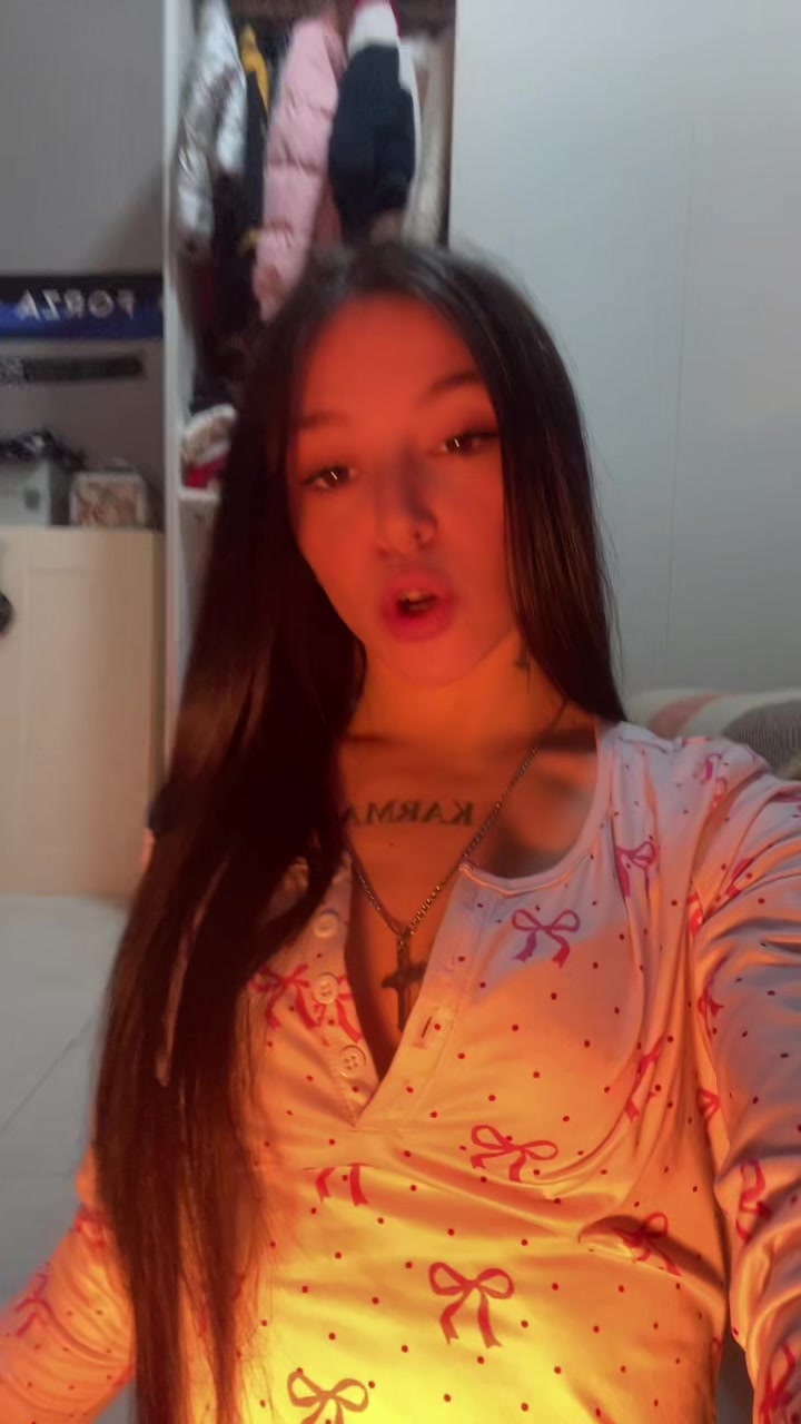 @Mary🐺🌹