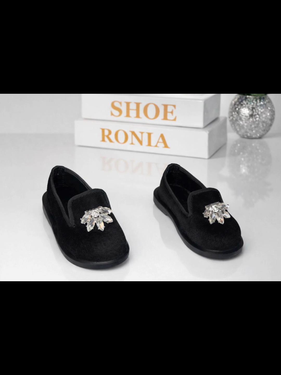 @UNIQUE HANDMADE SHOE AND BAGS