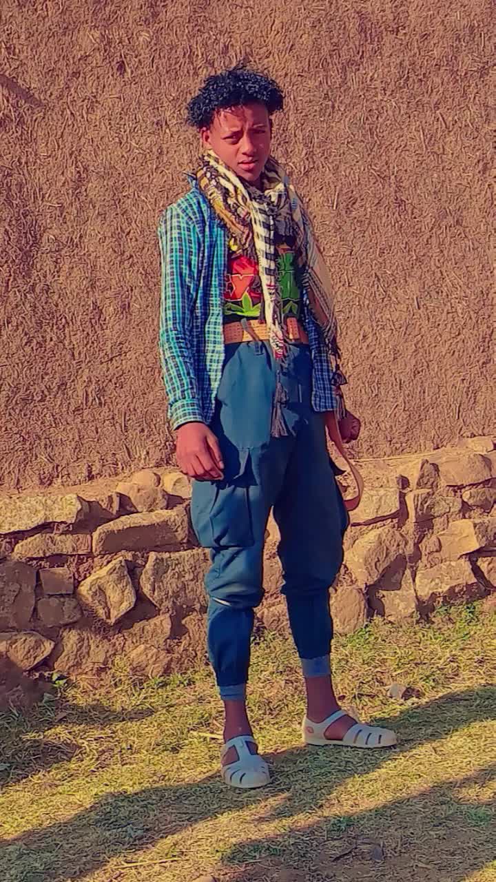 @ያሳምነው  ልጅ