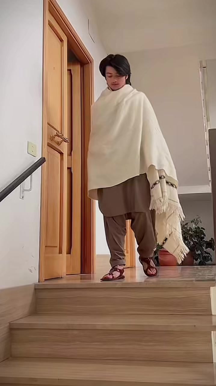 @🇦🇫𝑨𝑩 𝑲𝑯𝑨𝑵🇮🇹