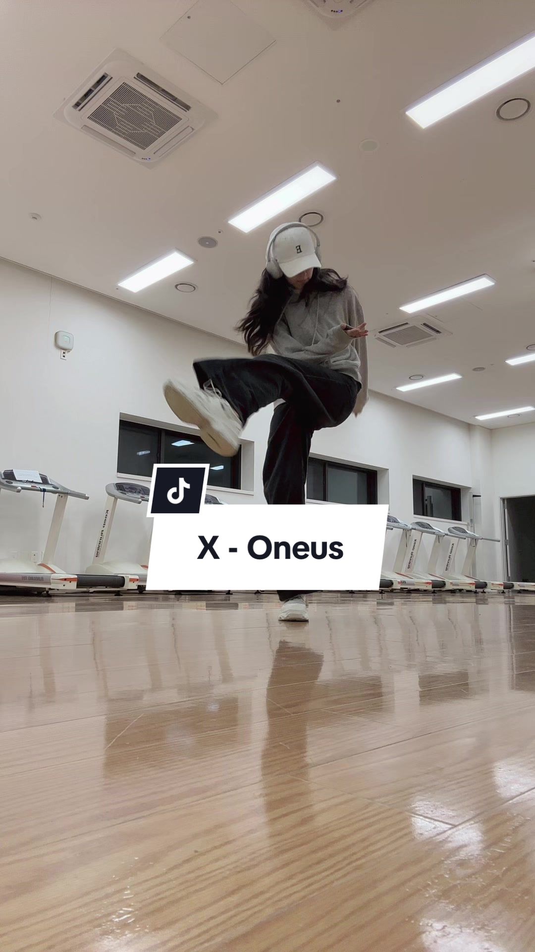 @𝓜𝓮𝓵𝓸𝓭𝔂 / 멜로디