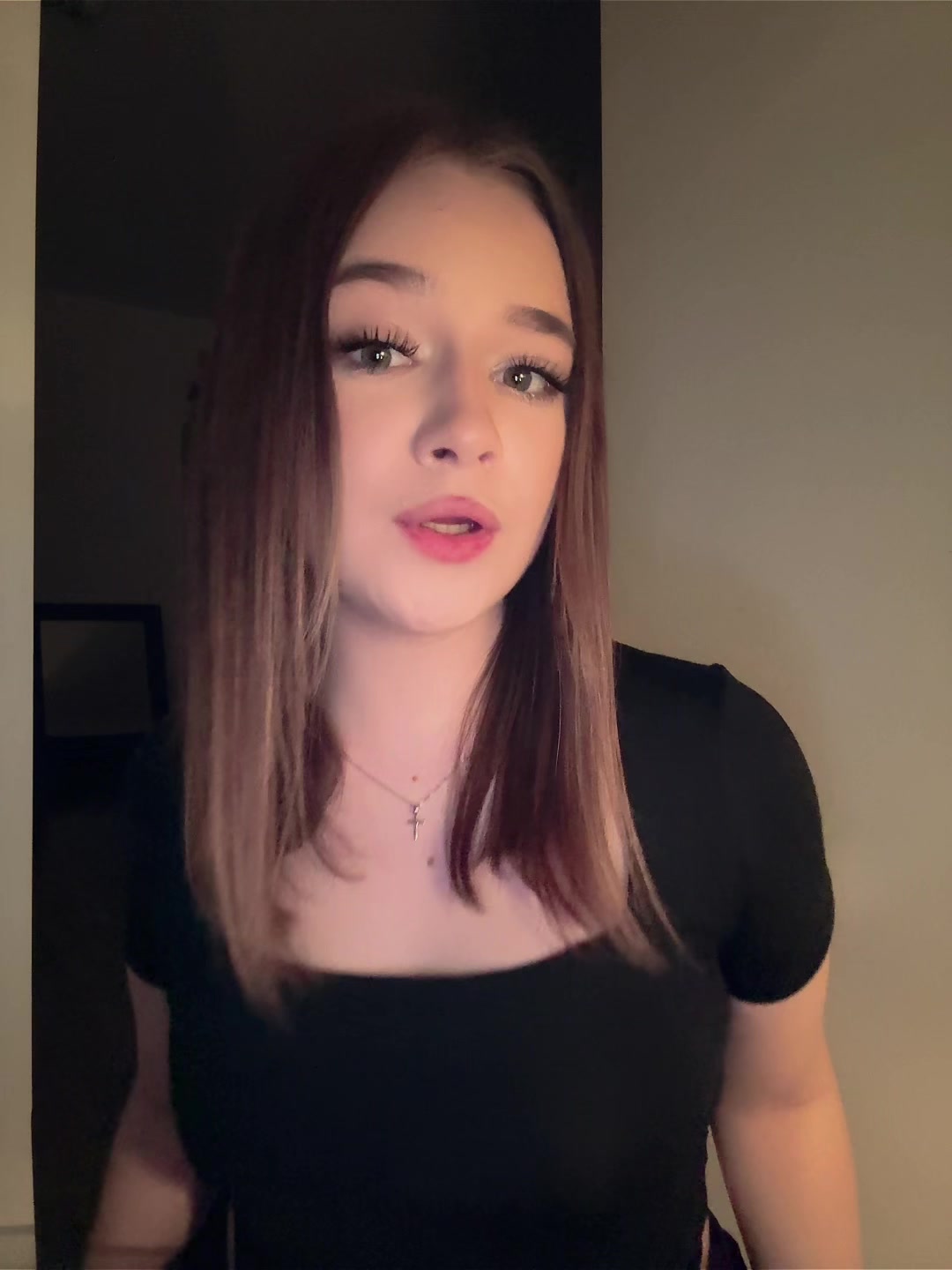 @тгк: шатенка в кадре