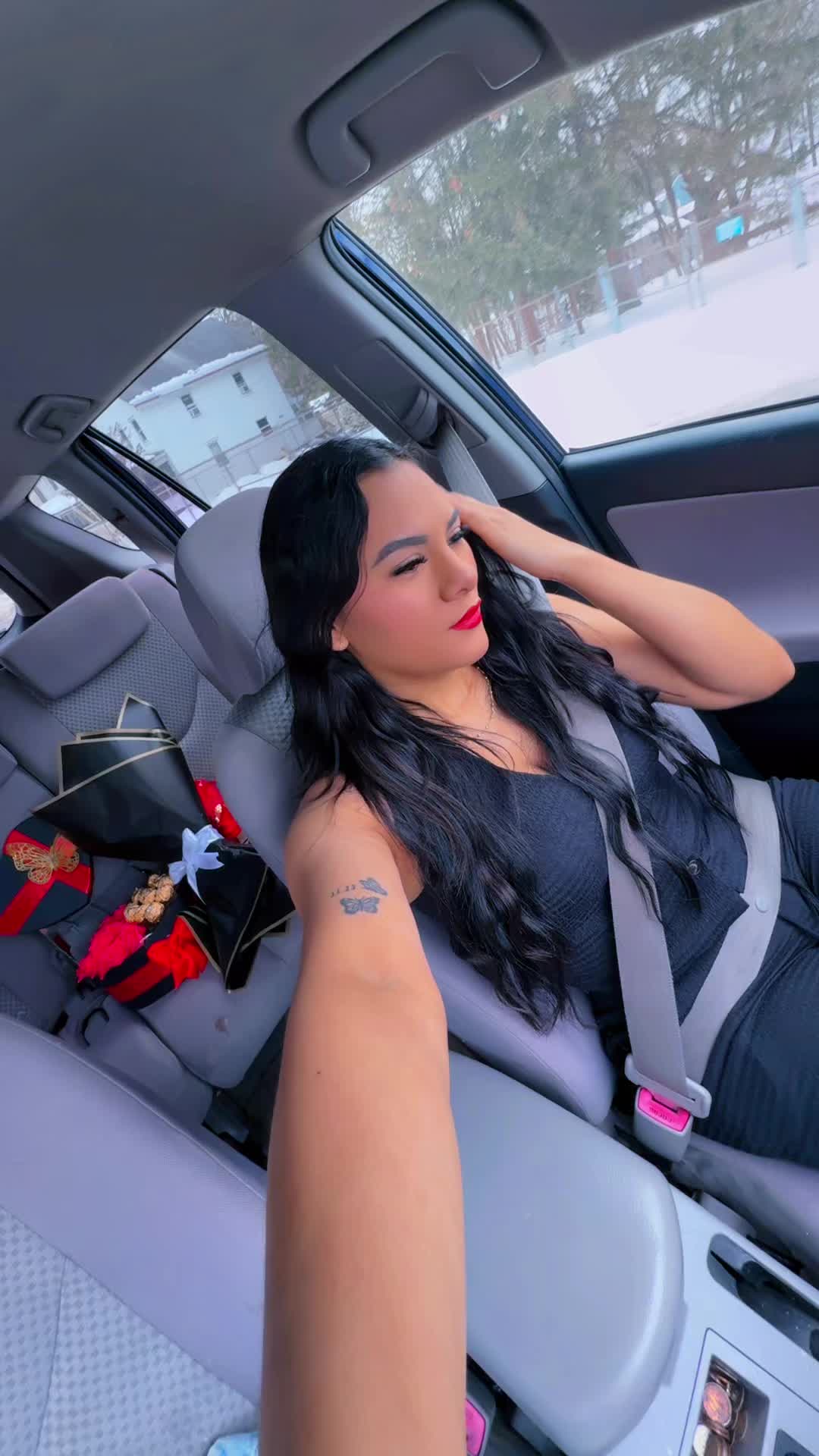 @Vanessa Flores6901