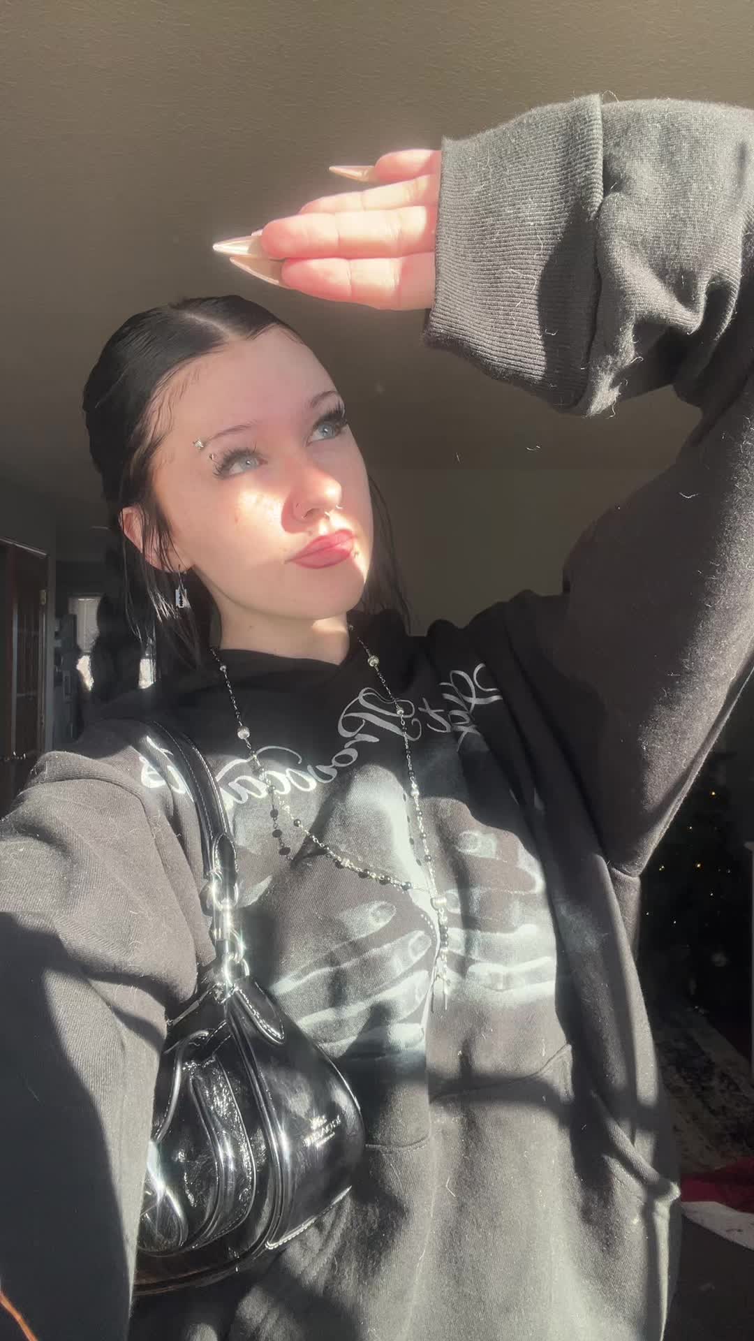 @leelilalala