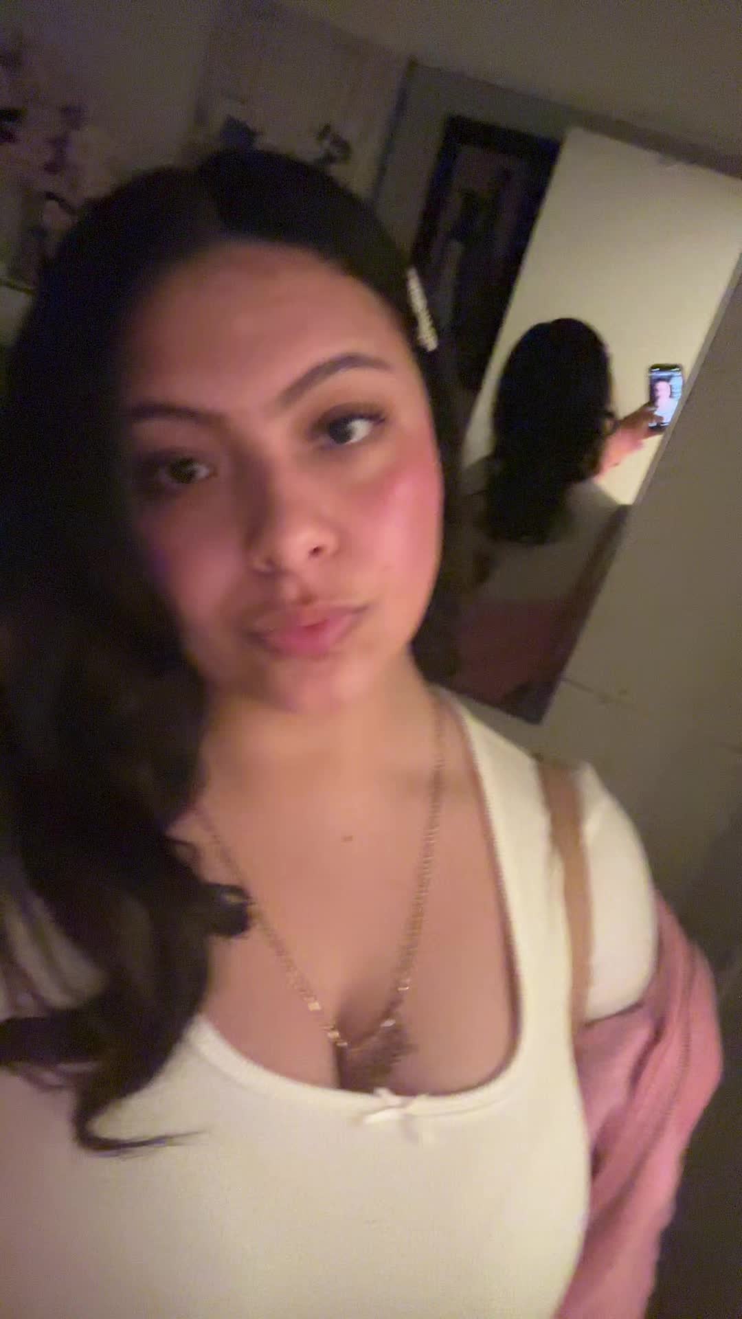 @🦋
