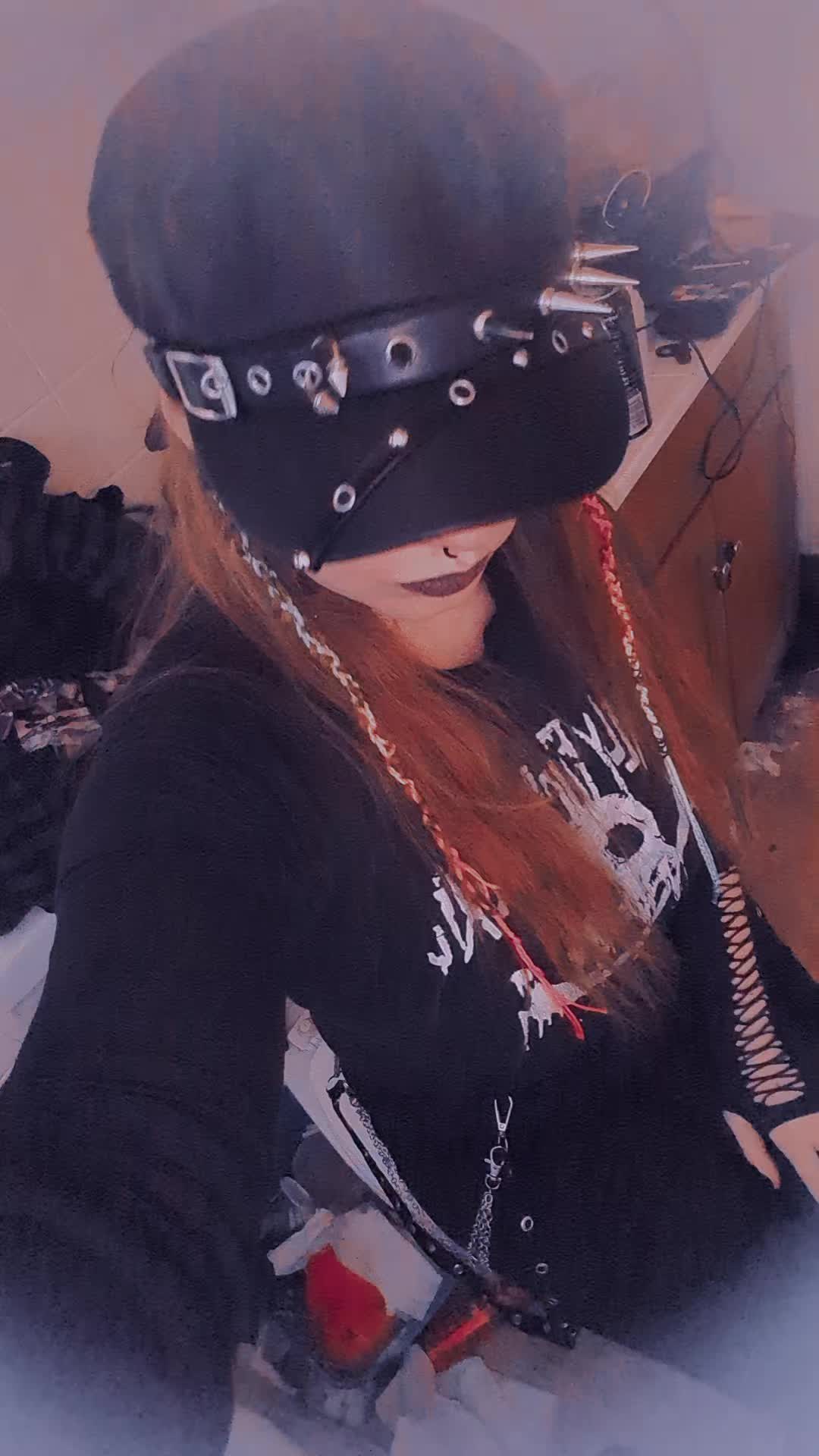 @Love2h8u