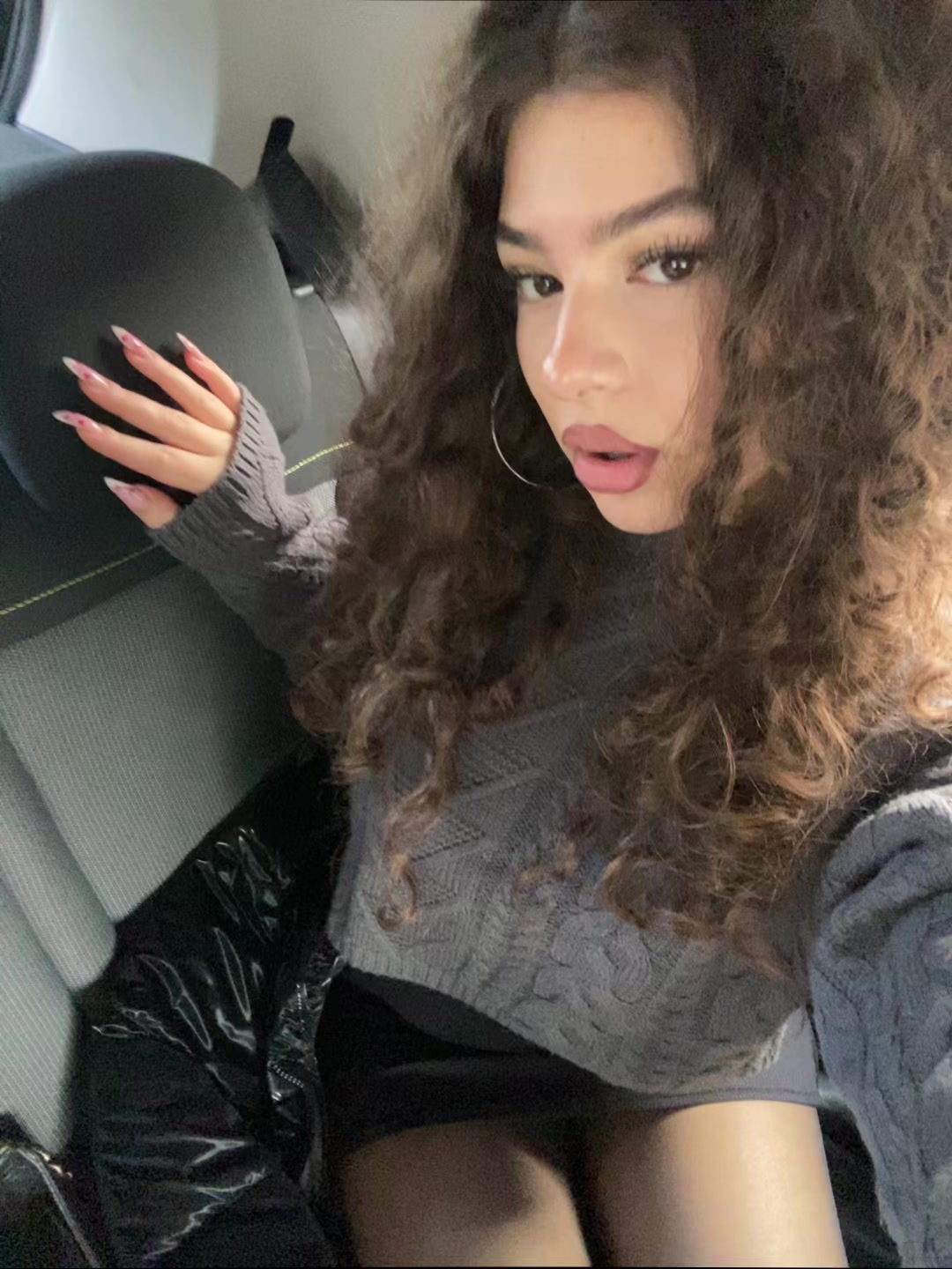 @shanagrimieri