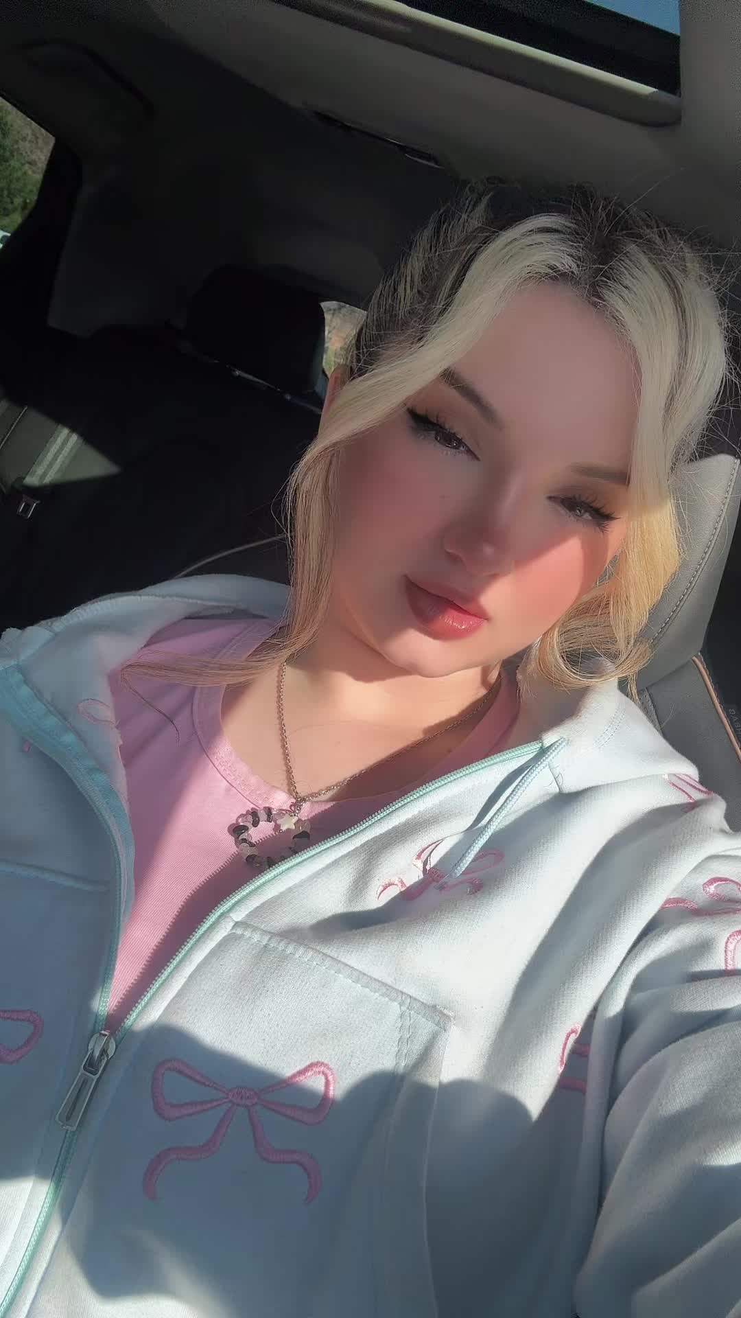 @Anahitaque